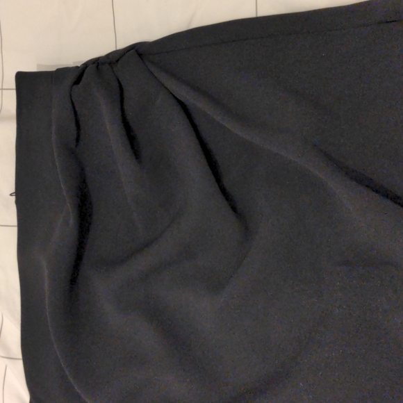 Zara Black Ruched Midi Skirt with Slit, L - Picture 2 of 7
